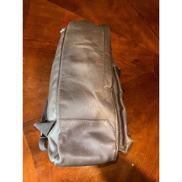 COLE HAAN F10122 Wayland Brown Leather Pebbled Backpack Good Condition MSRP$360 - Picture 4 of 9